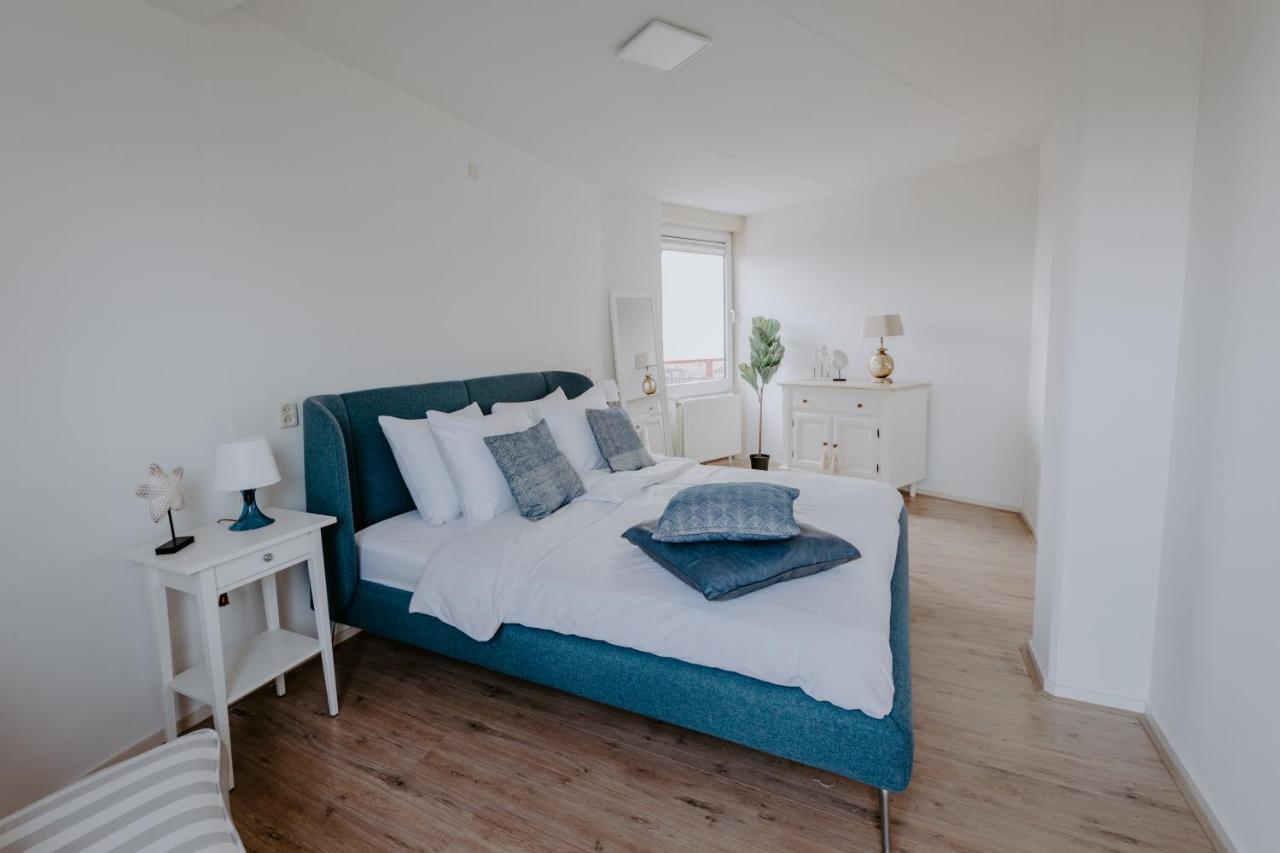 Stijlvol Appartement Op Strand Makkum Esterno foto