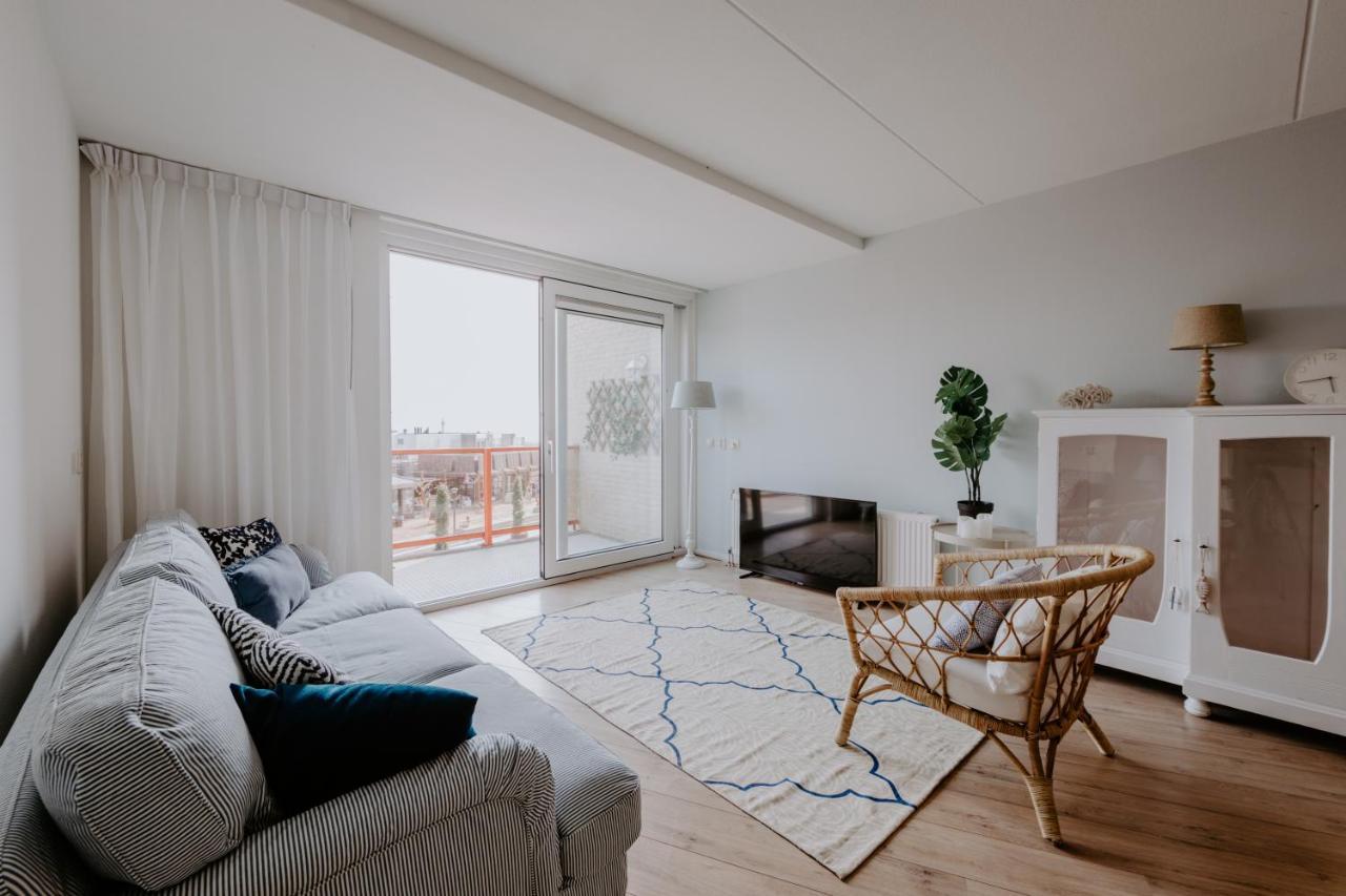 Stijlvol Appartement Op Strand Makkum Esterno foto